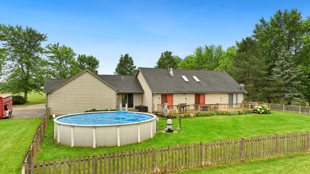 41W580 Rohrsen Road, Elgin, IL 60124 41W580 Rohrsen Road, Elgin, IL 60124