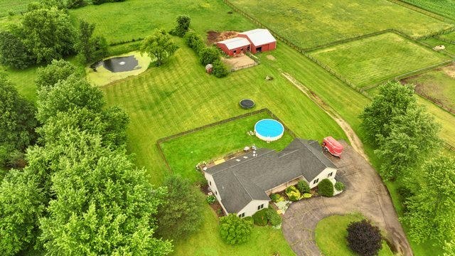 41W580 Rohrsen Road, Elgin, IL 60124 41W580 Rohrsen Road, Elgin, IL 60124