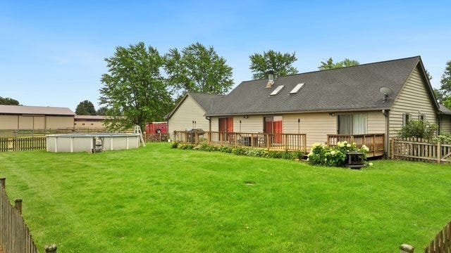 41W580 Rohrsen Road, Elgin, IL 60124 41W580 Rohrsen Road, Elgin, IL 60124