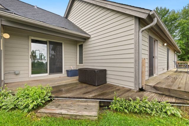 41W580 Rohrsen Road, Elgin, IL 60124 41W580 Rohrsen Road, Elgin, IL 60124