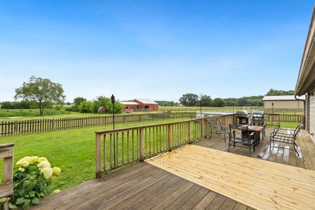 41W580 Rohrsen Road, Elgin, IL 60124 41W580 Rohrsen Road, Elgin, IL 60124