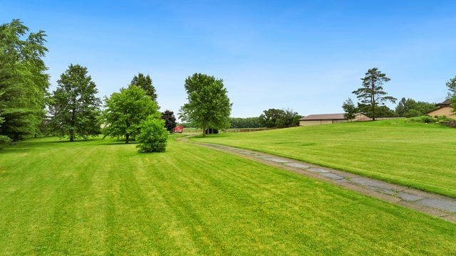 41W580 Rohrsen Road, Elgin, IL 60124 41W580 Rohrsen Road, Elgin, IL 60124