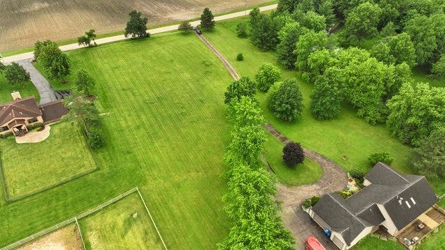 41W580 Rohrsen Road, Elgin, IL 60124 41W580 Rohrsen Road, Elgin, IL 60124