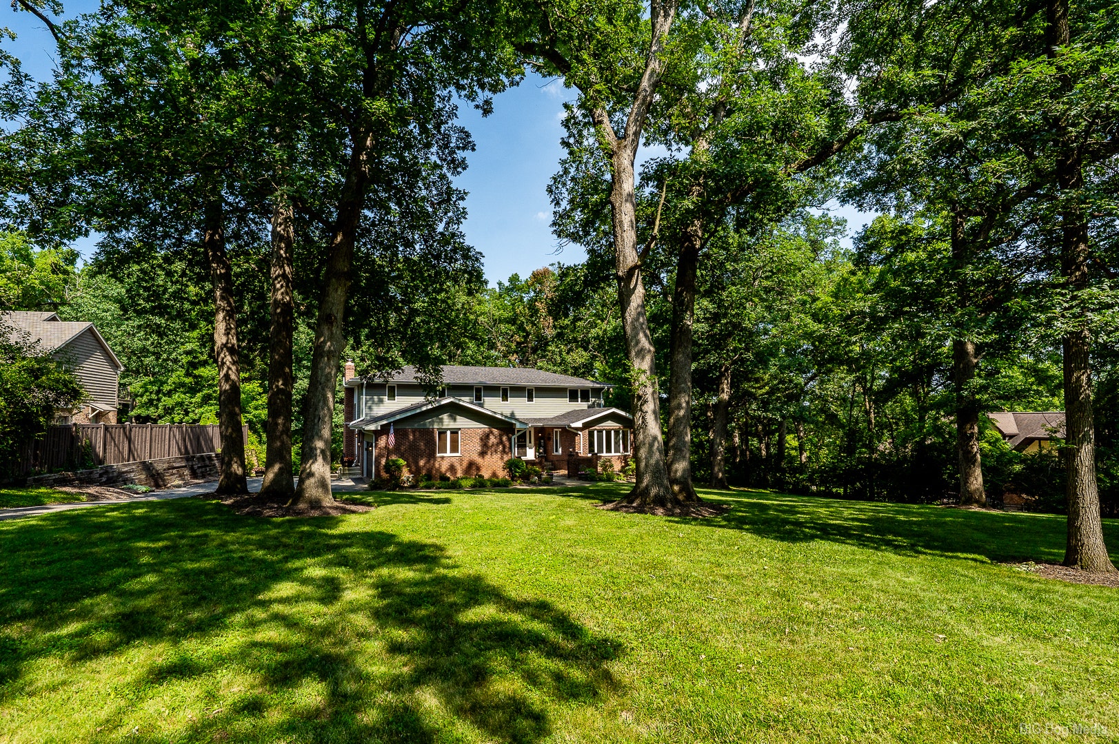 12 Old Tamarack Lane, Orland Park, IL 60462 12 Old Tamarack Lane, Orland Park, IL 60462