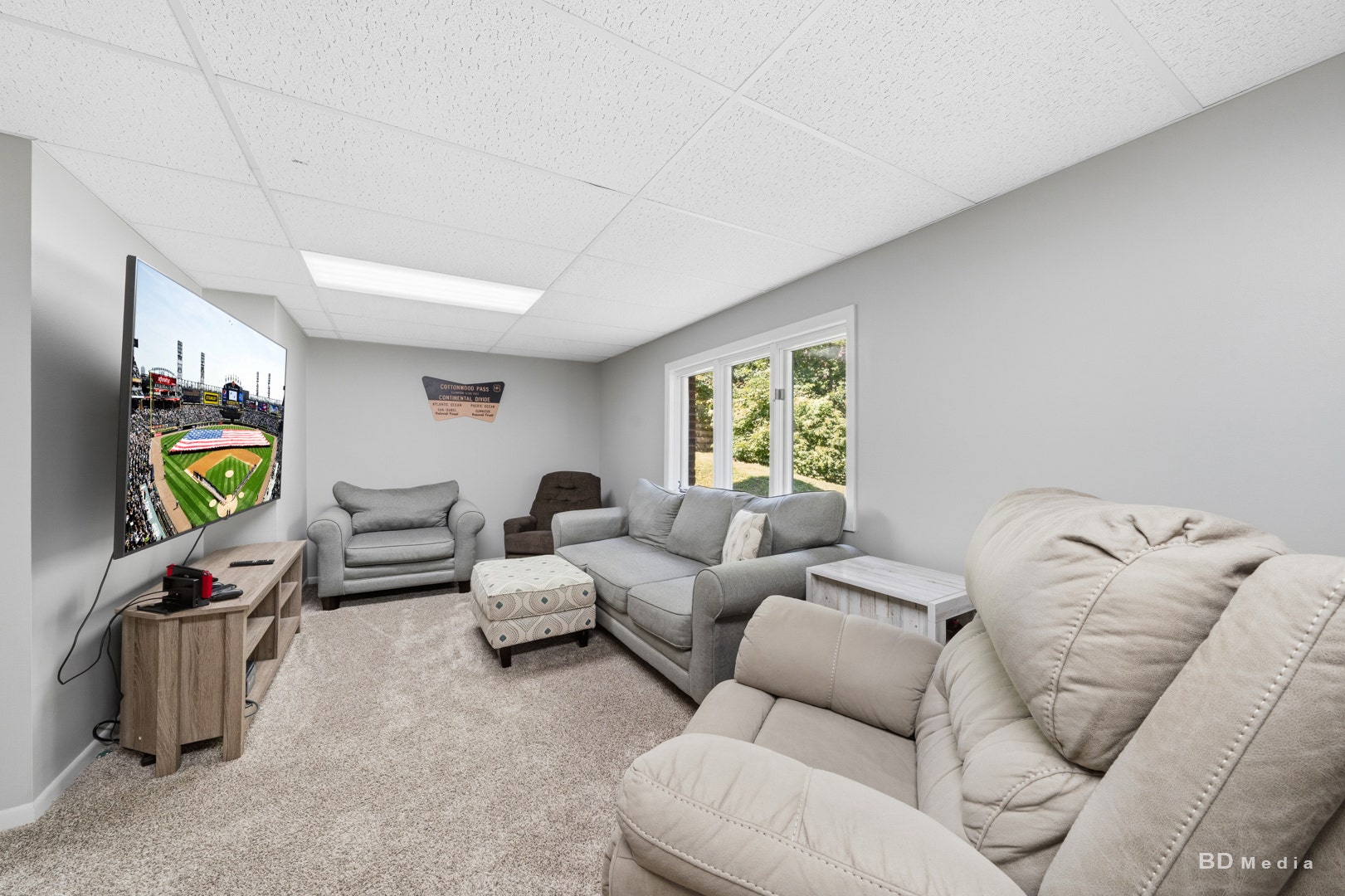 12 Old Tamarack Lane, Orland Park, IL 60462 12 Old Tamarack Lane, Orland Park, IL 60462