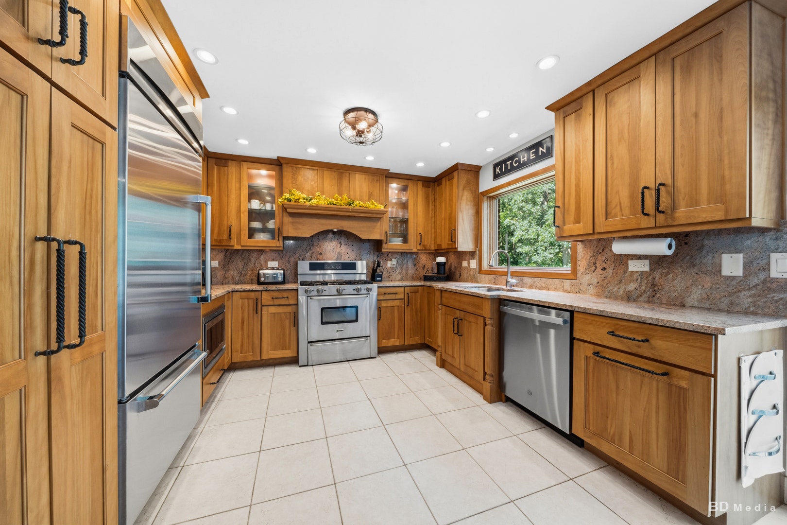 12 Old Tamarack Lane, Orland Park, IL 60462 12 Old Tamarack Lane, Orland Park, IL 60462
