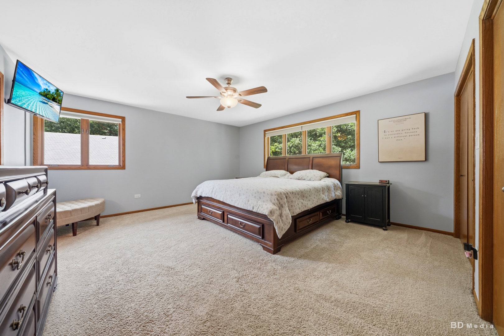 12 Old Tamarack Lane, Orland Park, IL 60462 12 Old Tamarack Lane, Orland Park, IL 60462