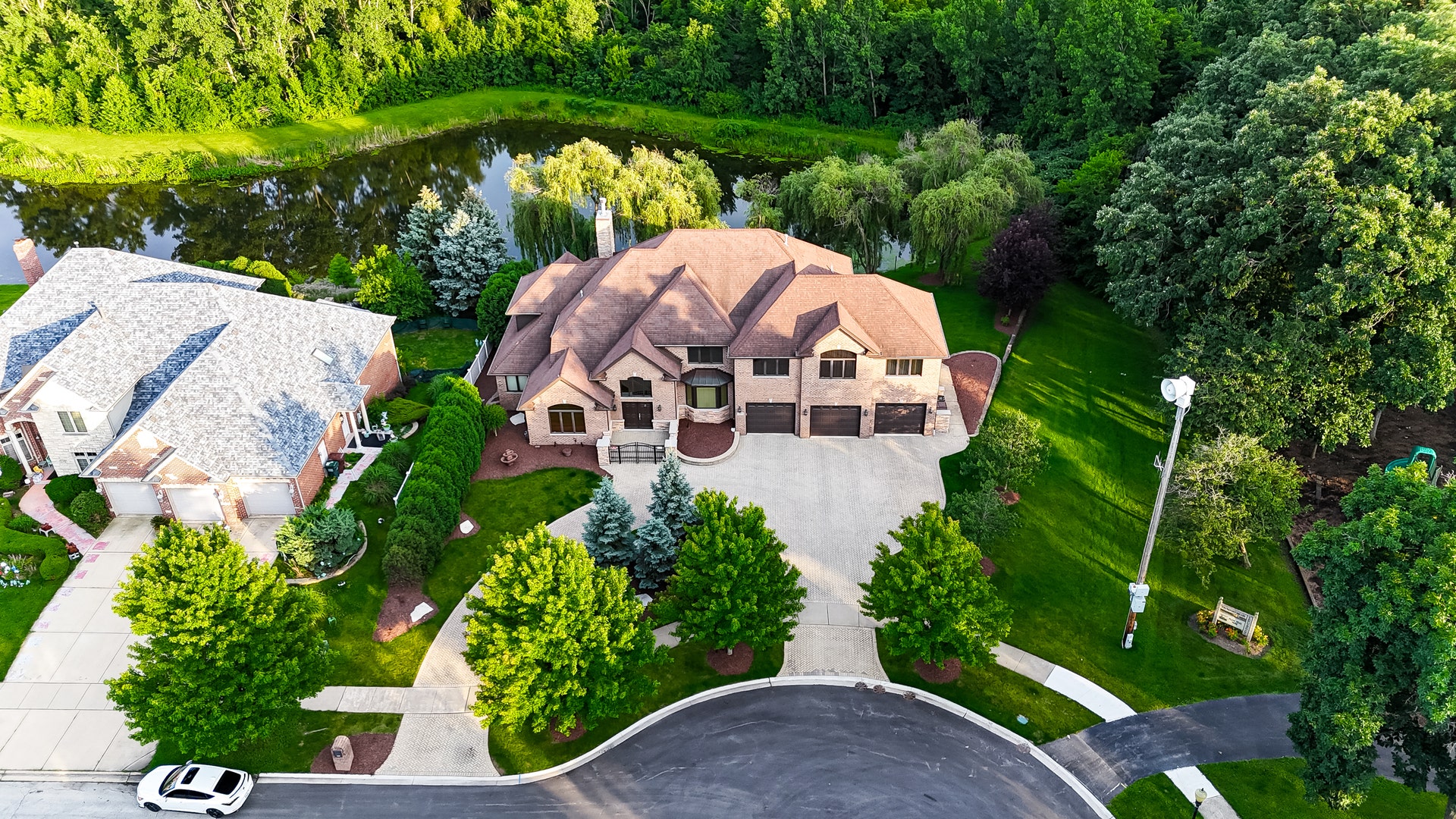 21459 Brittany Drive, Frankfort, IL 60423 21459 Brittany Drive, Frankfort, IL 60423