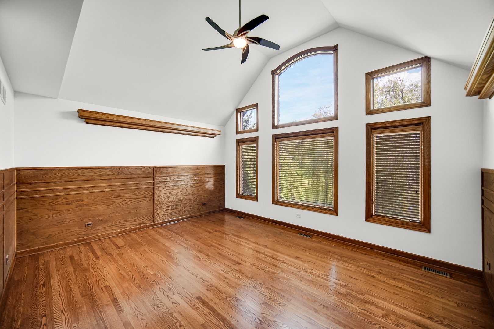 21459 Brittany Drive, Frankfort, IL 60423 21459 Brittany Drive, Frankfort, IL 60423