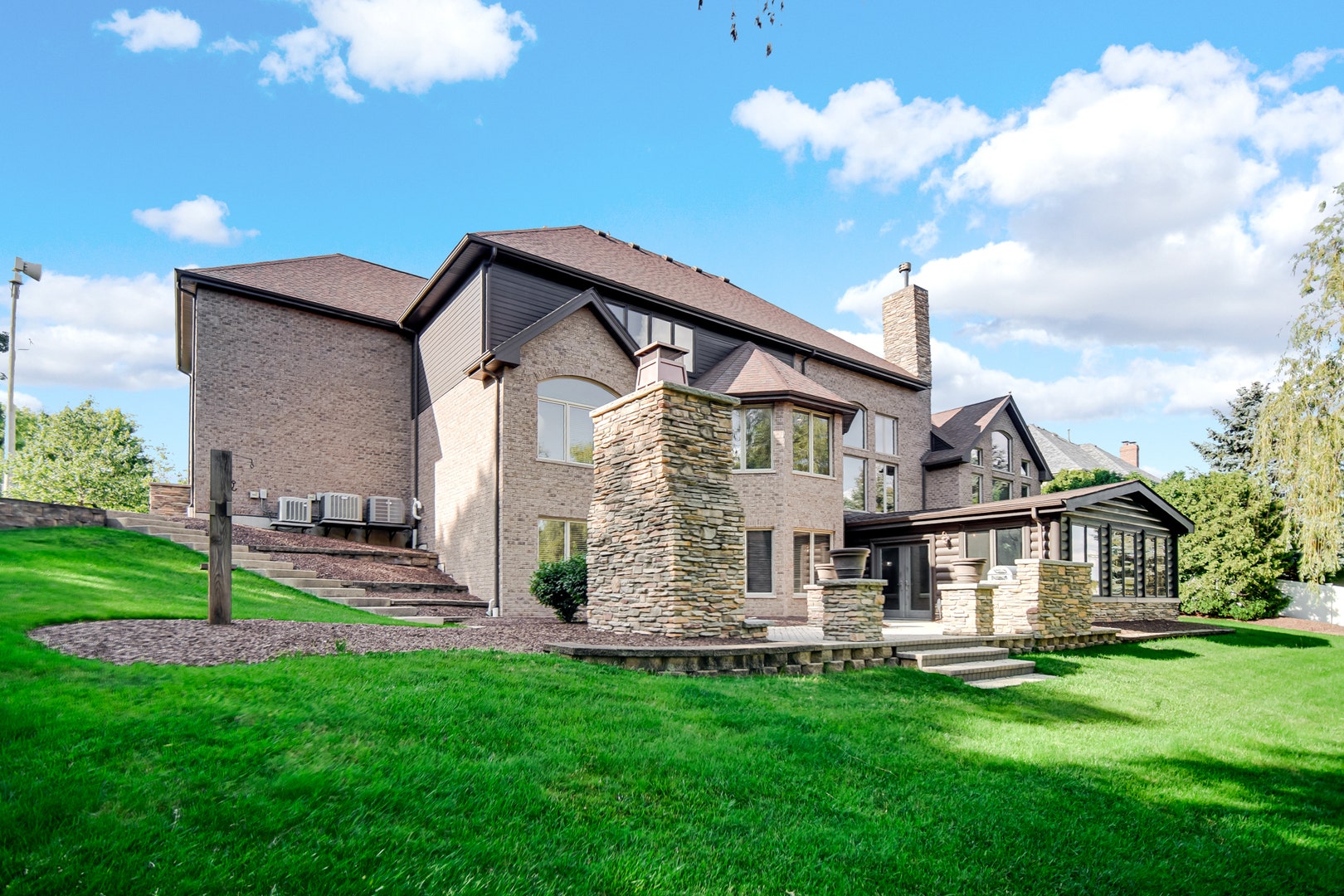 21459 Brittany Drive, Frankfort, IL 60423 21459 Brittany Drive, Frankfort, IL 60423