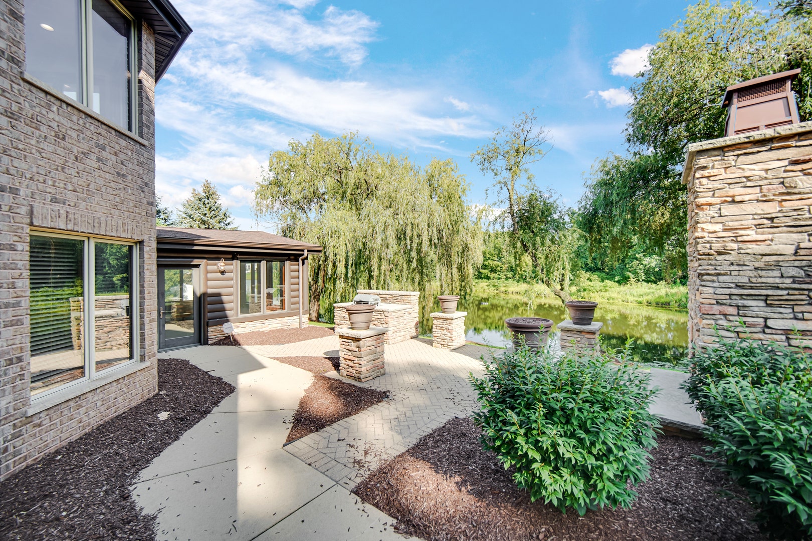 21459 Brittany Drive, Frankfort, IL 60423 21459 Brittany Drive, Frankfort, IL 60423
