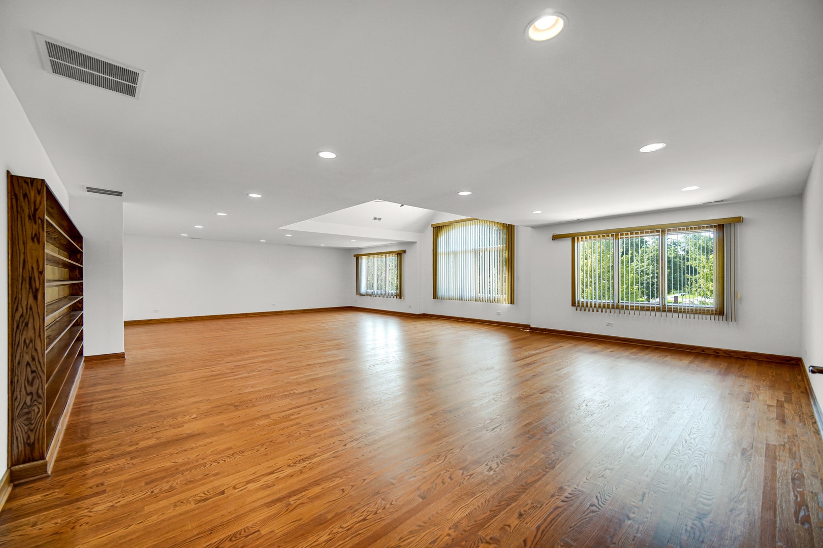 21459 Brittany Drive, Frankfort, IL 60423 21459 Brittany Drive, Frankfort, IL 60423