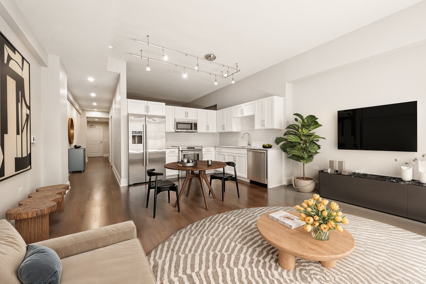 850 N Lake Shore Drive, #707, Chicago, IL 60611 **Rendering is of a different model residence, rep