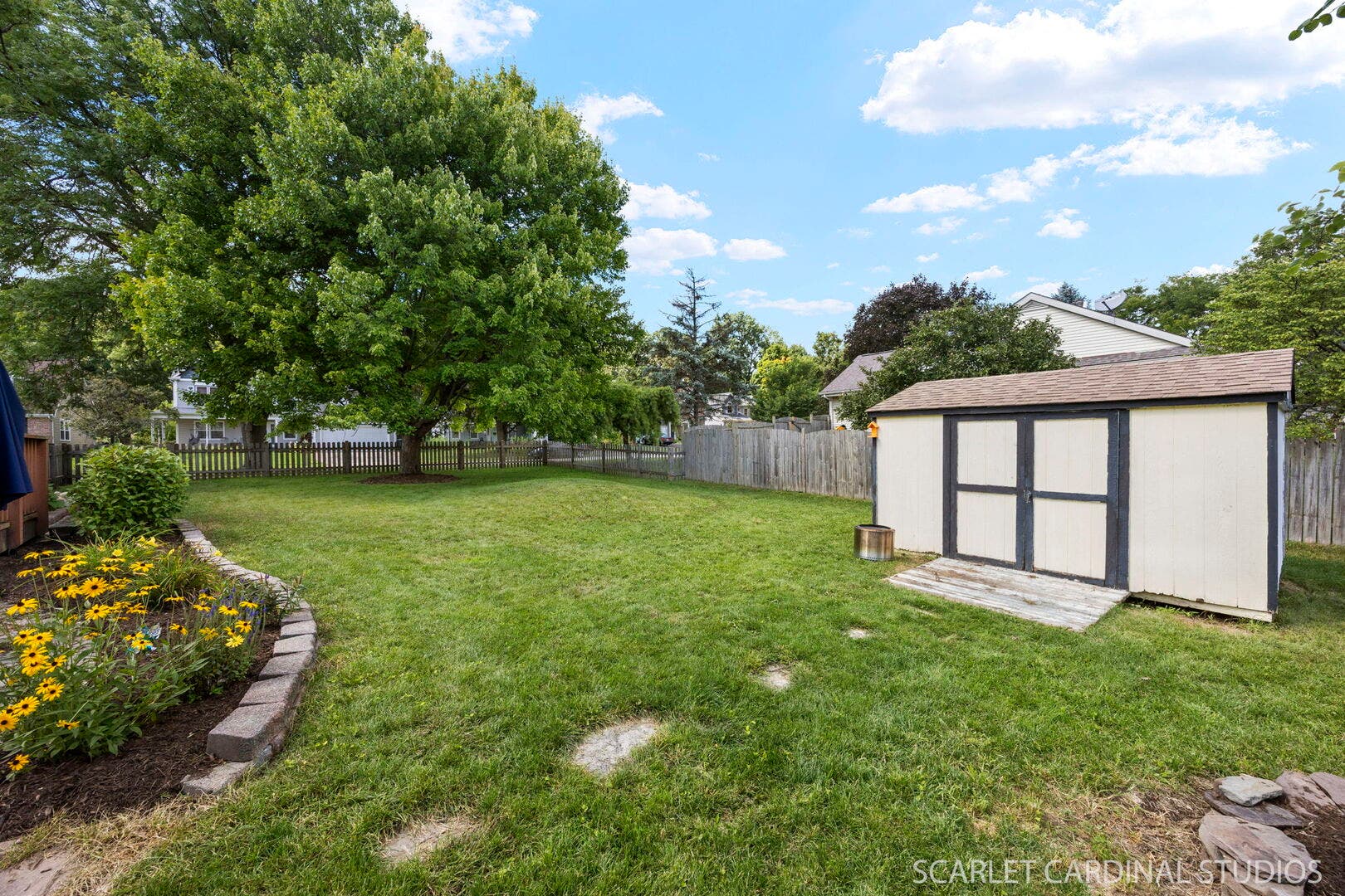 2000 Banks Drive, Elgin, IL 60123 2000 Banks Drive, Elgin, IL 60123