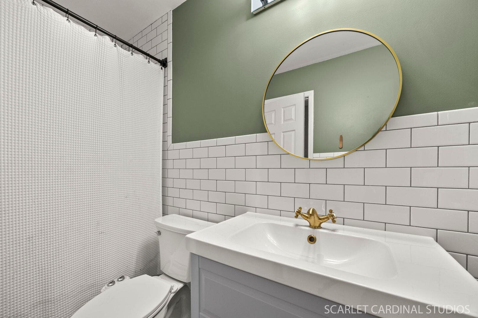 2000 Banks Drive, Elgin, IL 60123 2000 Banks Drive, Elgin, IL 60123