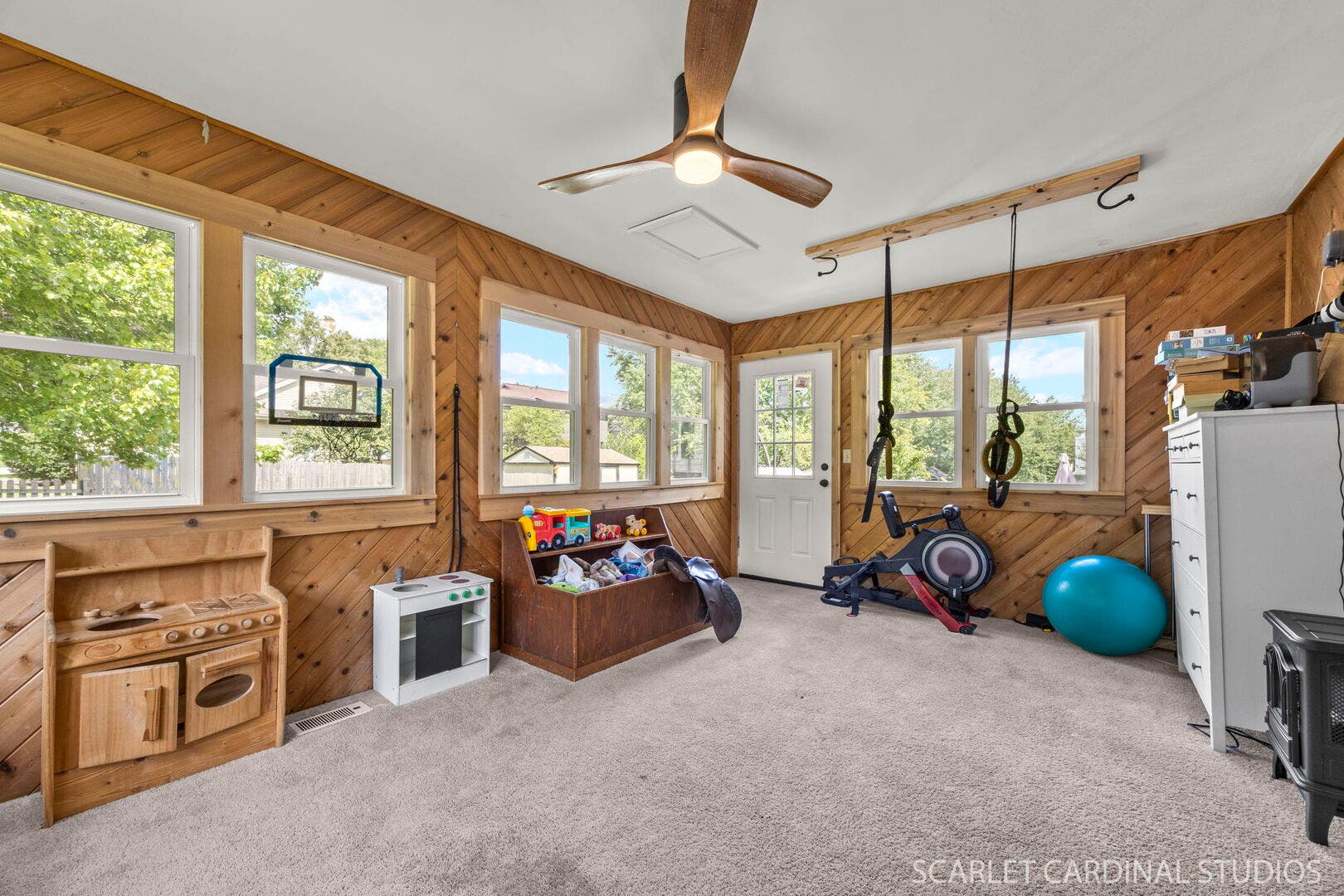 2000 Banks Drive, Elgin, IL 60123 2000 Banks Drive, Elgin, IL 60123