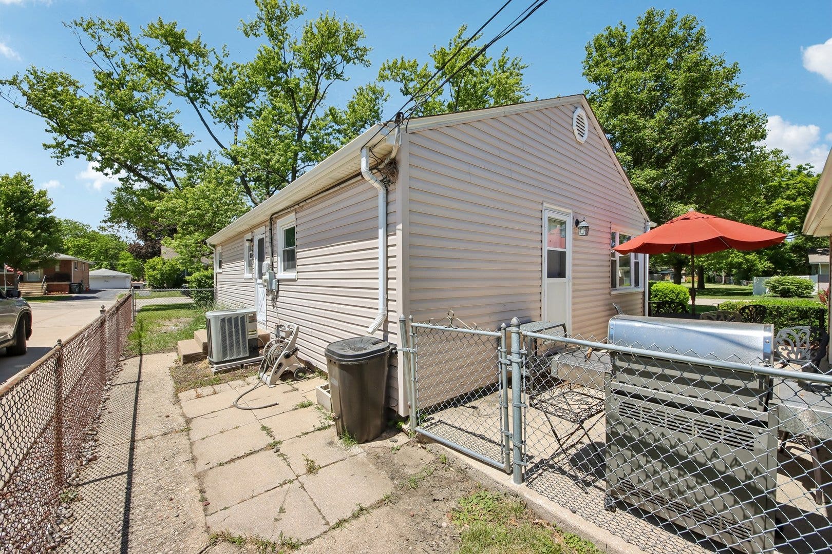 16841 Willow Lane Drive, Tinley Park, IL 60477 16841 Willow Lane Drive, Tinley Park, IL 60477