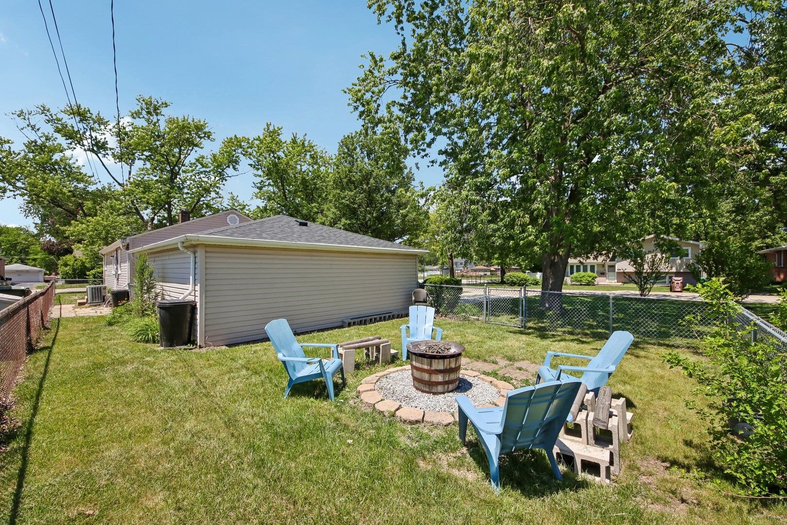 16841 Willow Lane Drive, Tinley Park, IL 60477 16841 Willow Lane Drive, Tinley Park, IL 60477