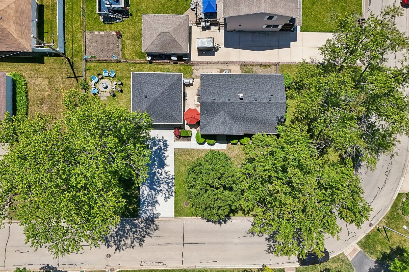 16841 Willow Lane Drive, Tinley Park, IL 60477 16841 Willow Lane Drive, Tinley Park, IL 60477