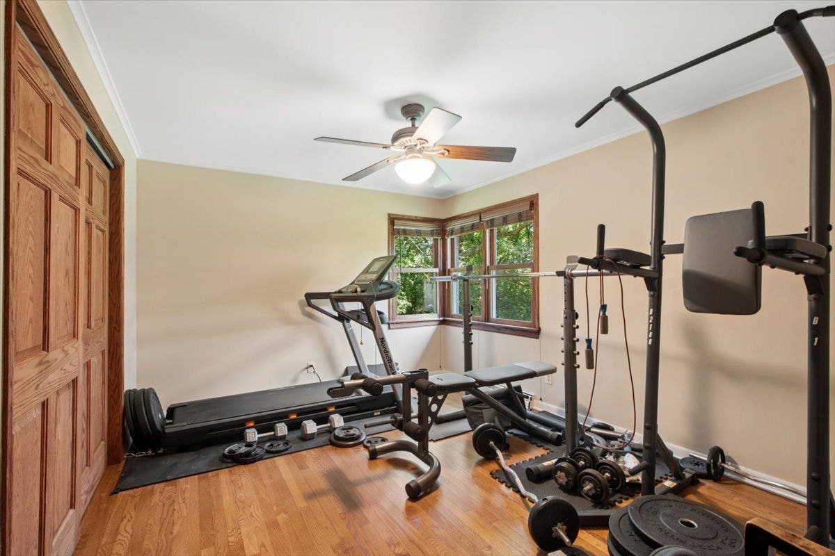 1219 121st Street, Lemont, IL 60439 1219 121st Street, Lemont, IL 60439
