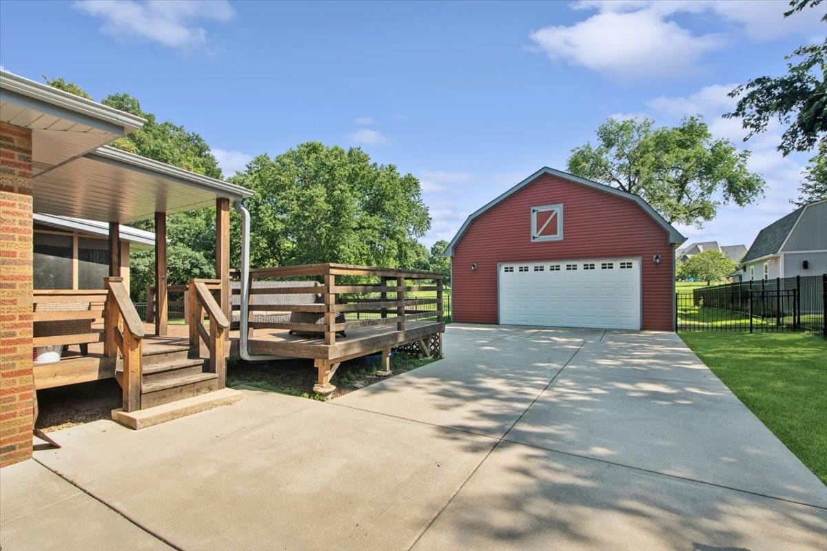 1219 121st Street, Lemont, IL 60439 1219 121st Street, Lemont, IL 60439