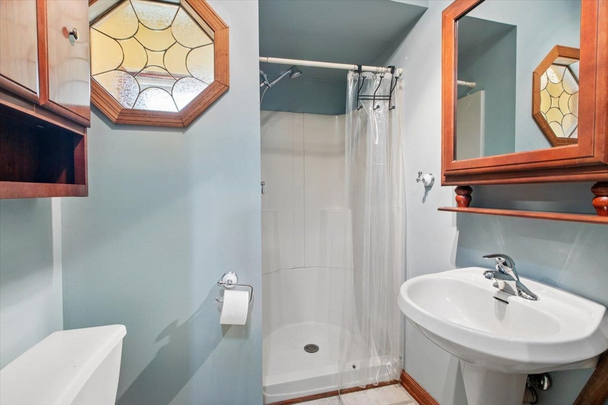 1219 121st Street, Lemont, IL 60439 1219 121st Street, Lemont, IL 60439