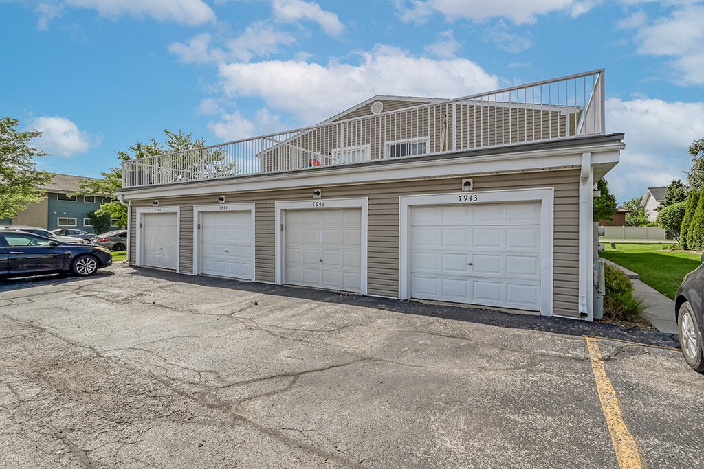 7943 164th Court, #7943, Tinley Park, IL 60477