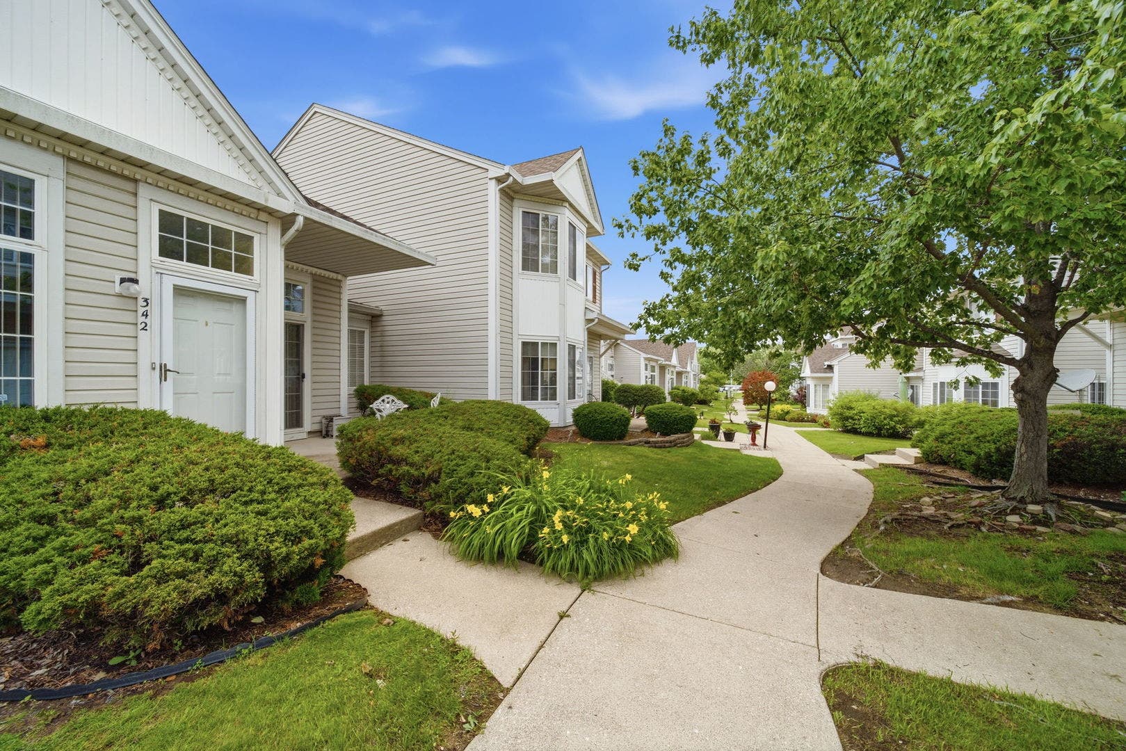 342 Magnolia Court, Bolingbrook, IL 60440 342 Magnolia Court, Bolingbrook, IL 60440