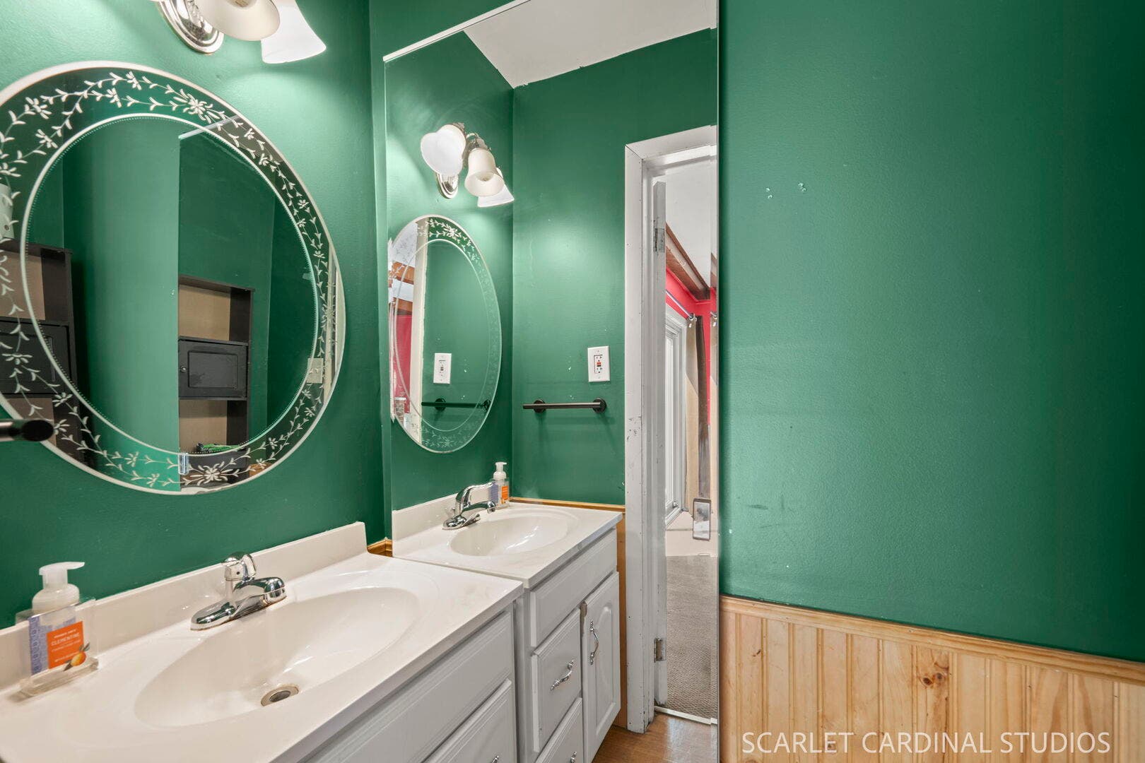5705 Aubrey Terrace, Downers Grove, IL 60516 5705 Aubrey Terrace, Downers Grove, IL 60516