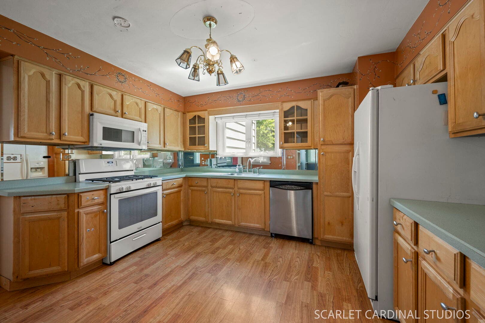 5705 Aubrey Terrace, Downers Grove, IL 60516 5705 Aubrey Terrace, Downers Grove, IL 60516