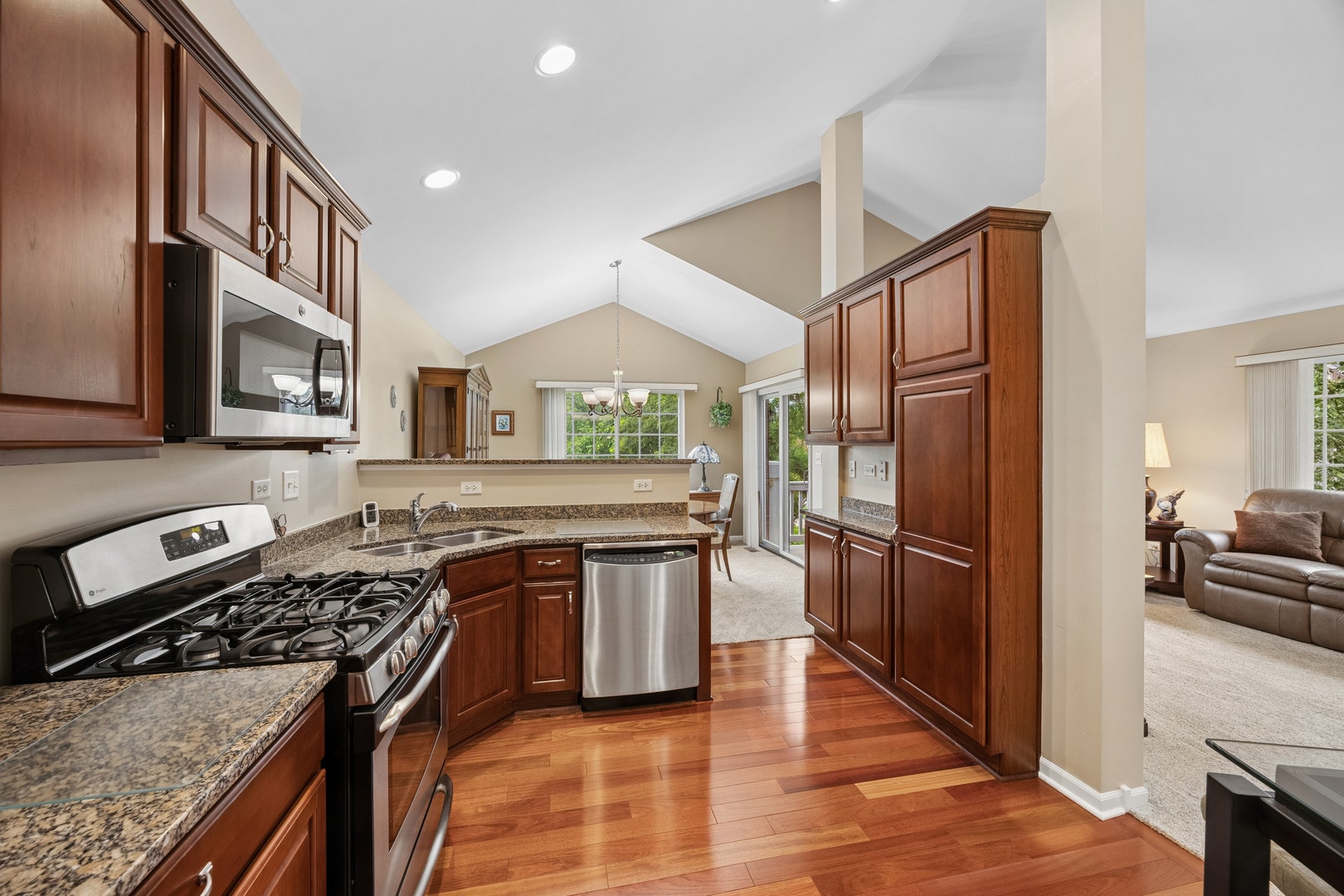 14003 John Humphrey Drive, Orland Park, IL 60462 14003 John Humphrey Drive, Orland Park, IL 60462