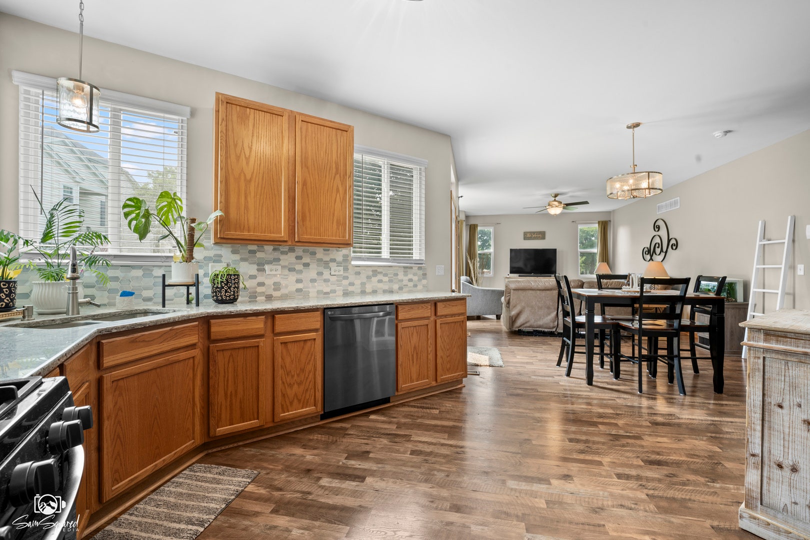 1014 Saddle Ridge Drive, Joliet, IL 60432 1014 Saddle Ridge Drive, Joliet, IL 60432