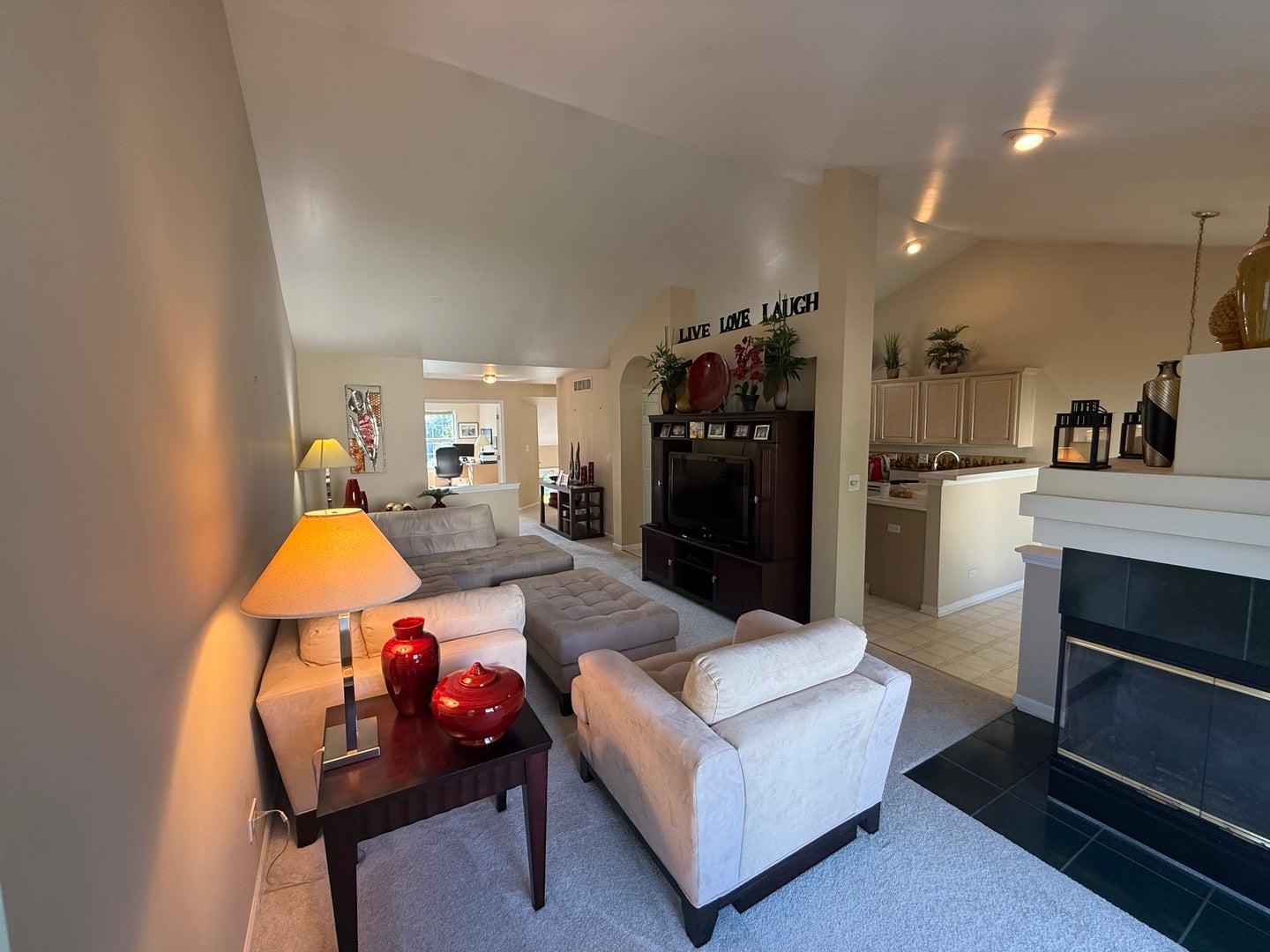 3034 Autumn Lake Drive, Aurora, IL 60504