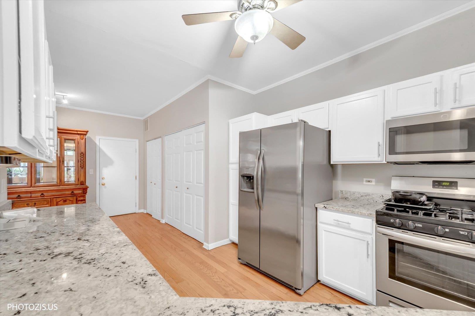 3185 ANTON Drive, #3185, Aurora, IL 60504