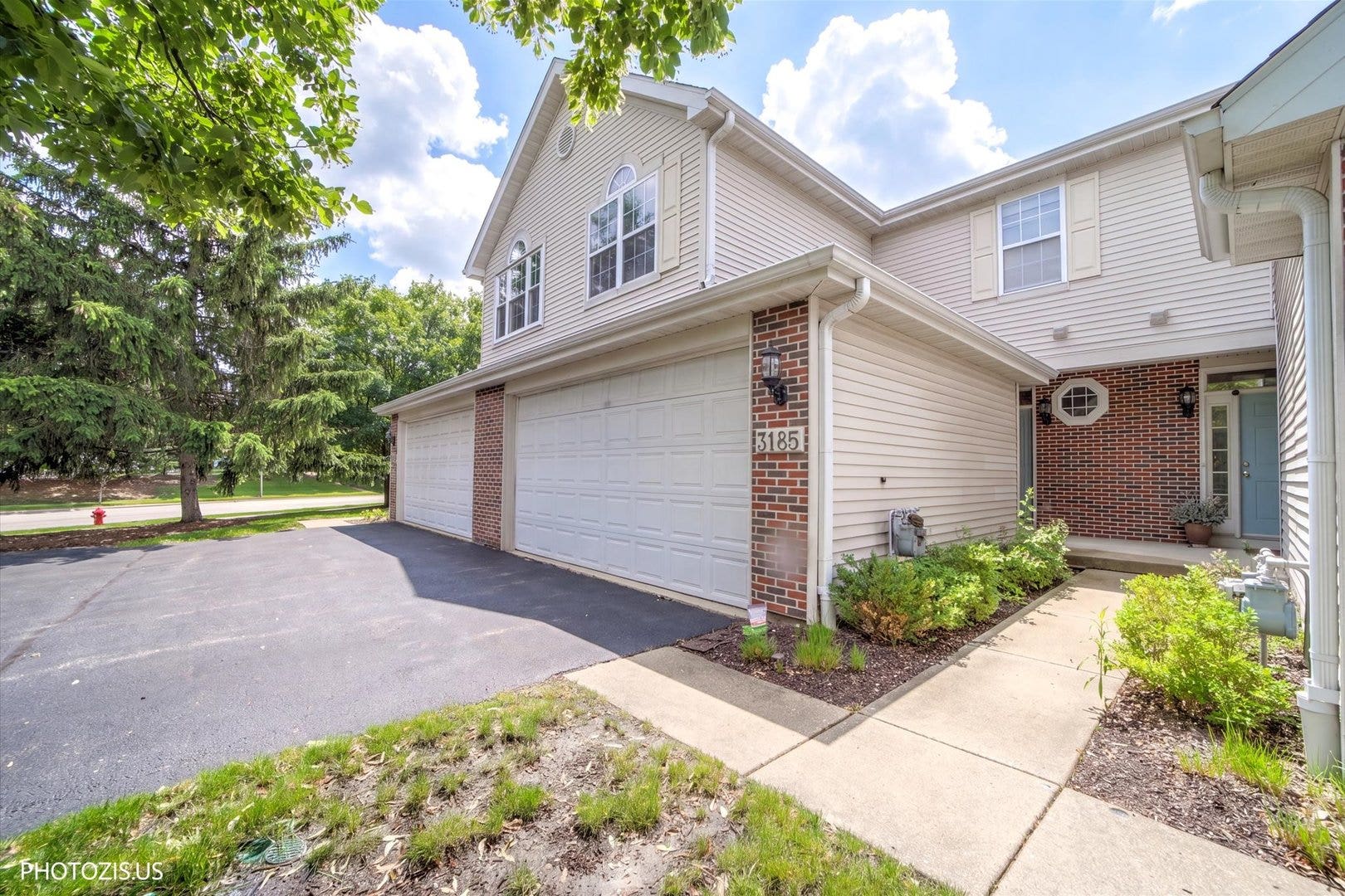 3185 ANTON Drive, #3185, Aurora, IL 60504