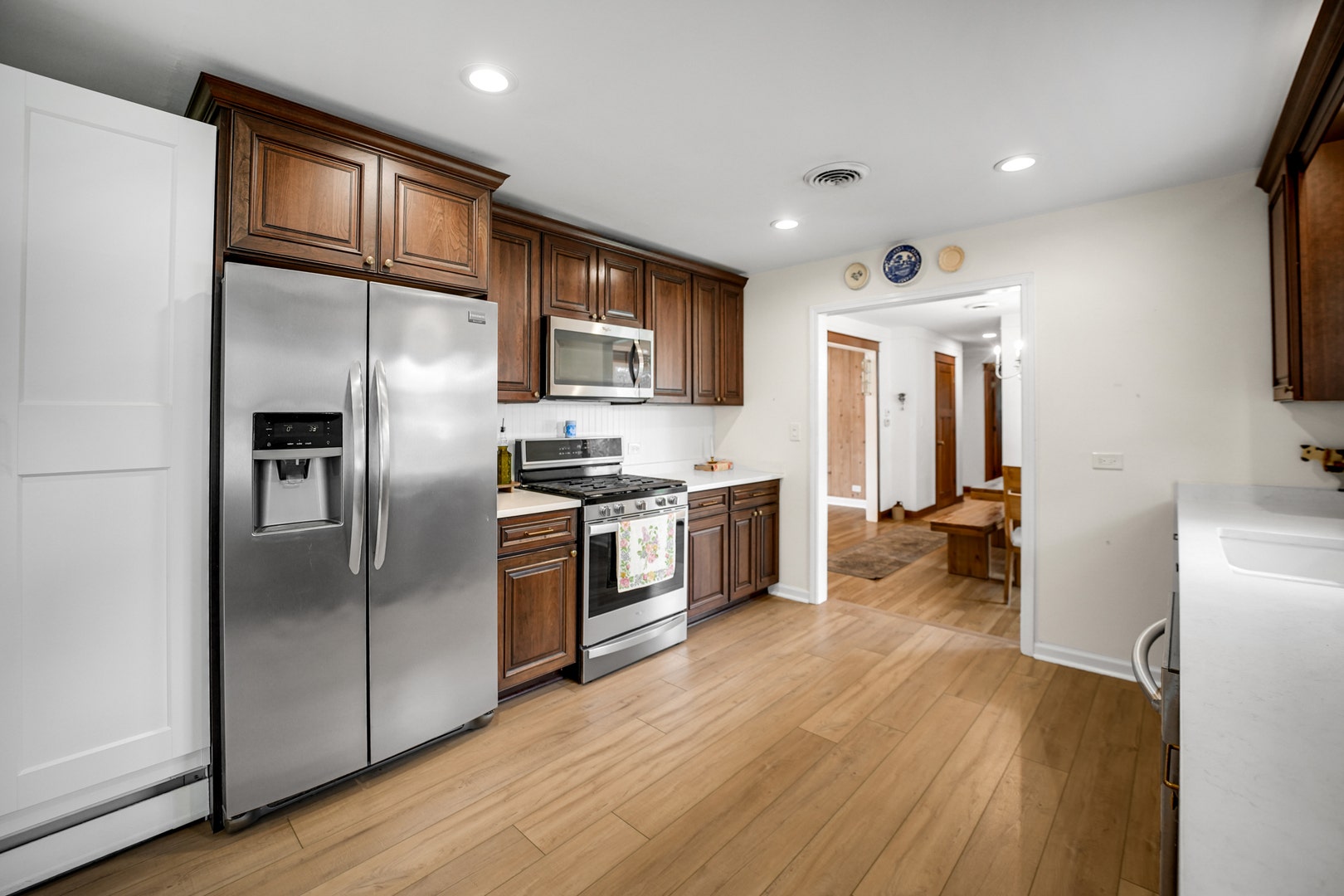16441 Beverly Avenue, Tinley Park, IL 60477 16441 Beverly Avenue, Tinley Park, IL 60477