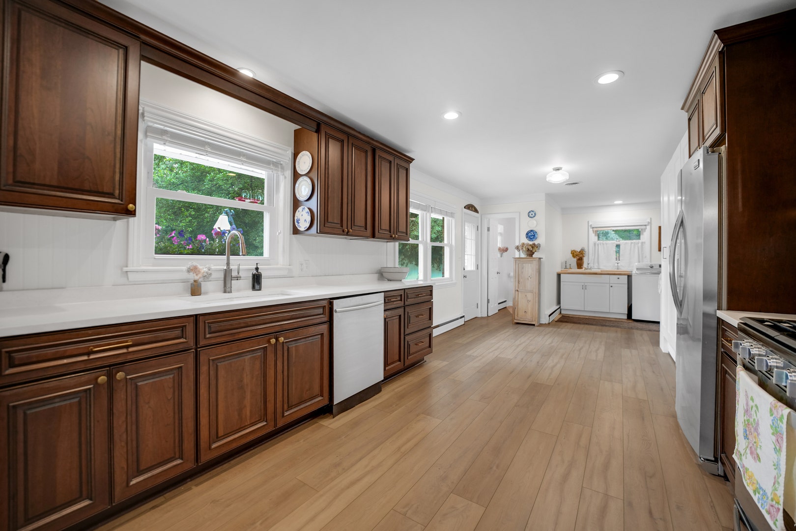 16441 Beverly Avenue, Tinley Park, IL 60477 16441 Beverly Avenue, Tinley Park, IL 60477