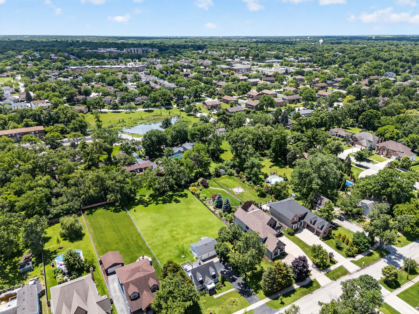 115 60th Street, Downers Grove, IL 60516