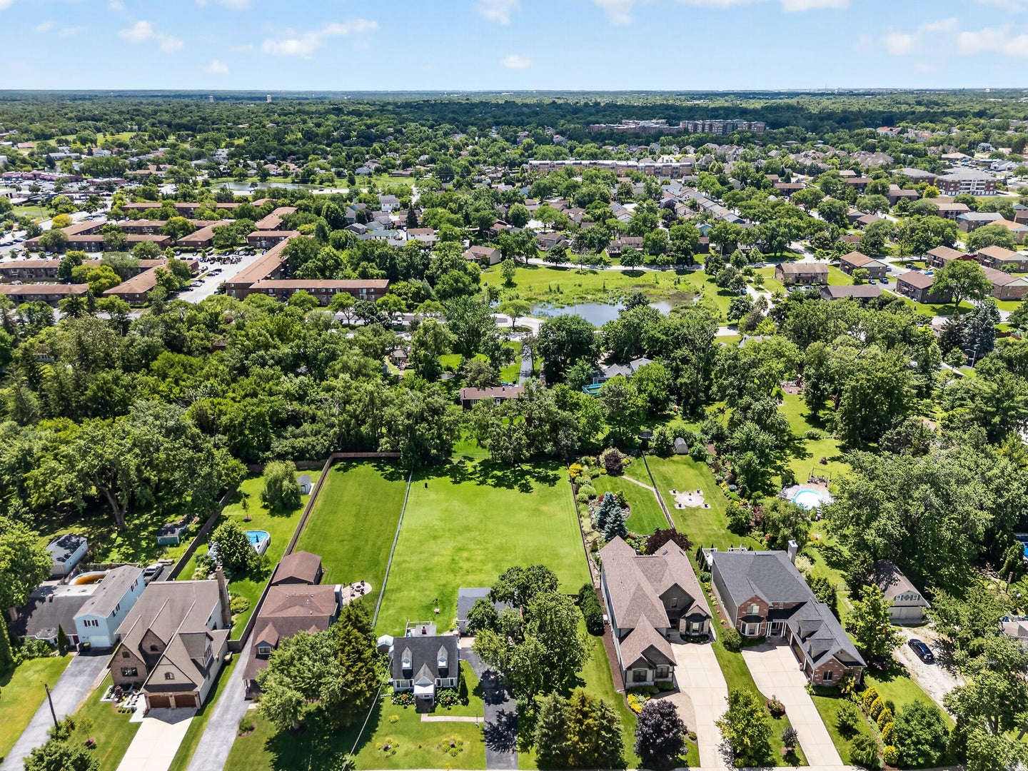 115 60th Street, Downers Grove, IL 60516