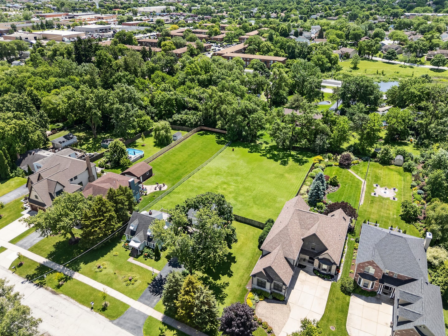 115 60th Street, Downers Grove, IL 60516