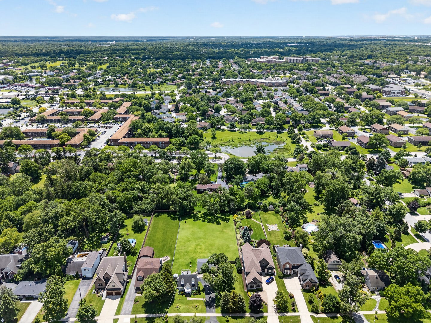 115 60th Street, Downers Grove, IL 60516