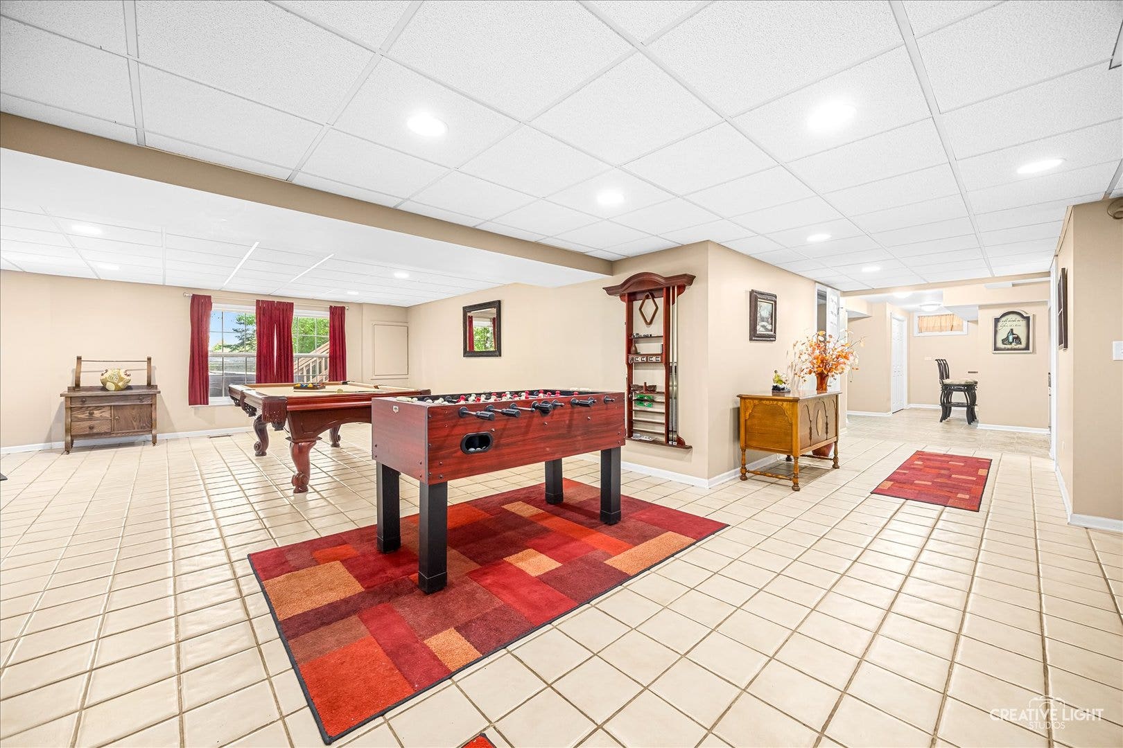 2202 COUNTRY KNOLL Lane, Elgin, IL 60123
