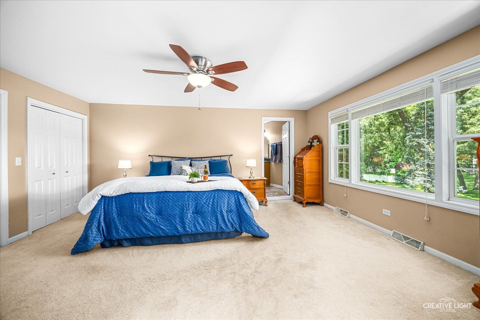 2202 COUNTRY KNOLL Lane, Elgin, IL 60123