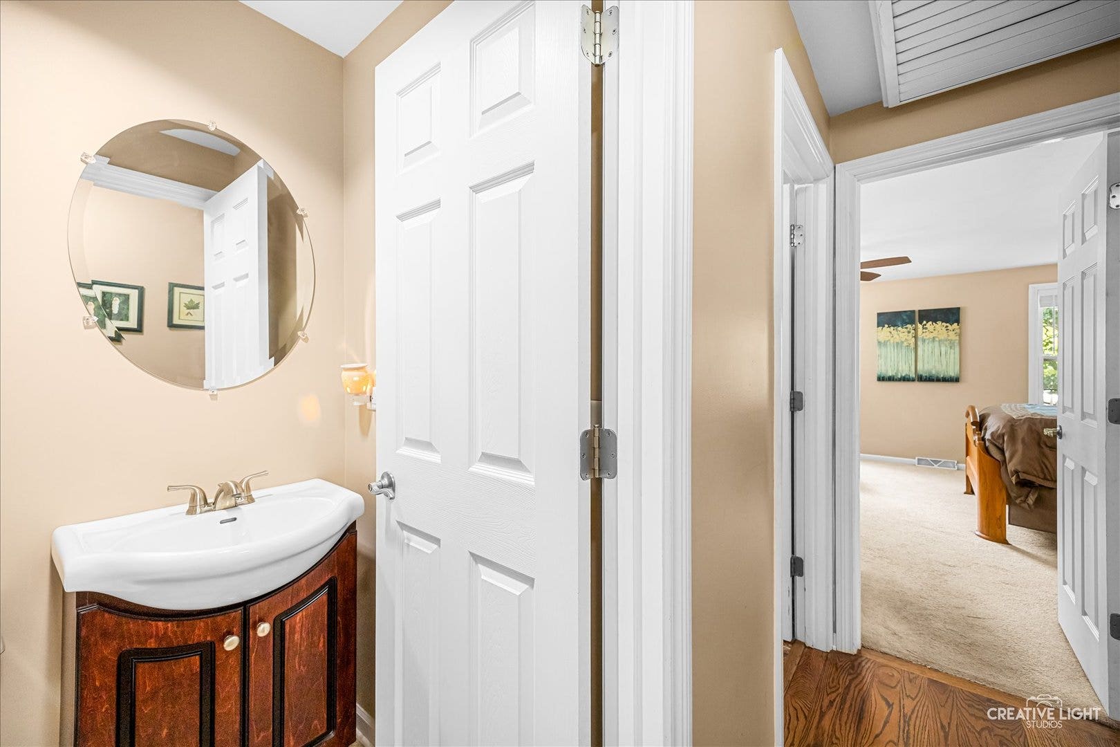 2202 COUNTRY KNOLL Lane, Elgin, IL 60123