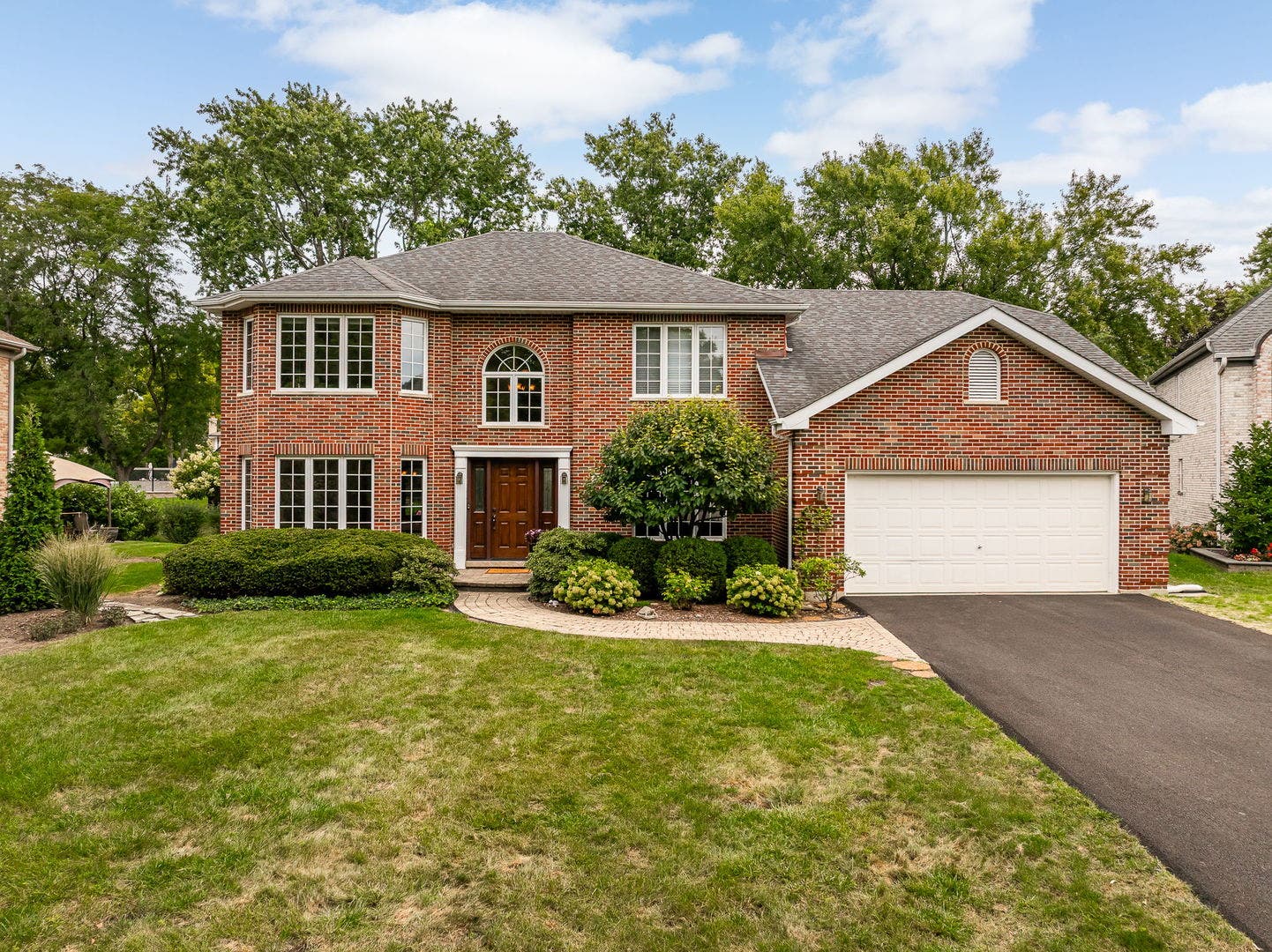 3925 Biltmore Road, Downers Grove, IL 60515 3925 Biltmore Road, Downers Grove, IL 60515