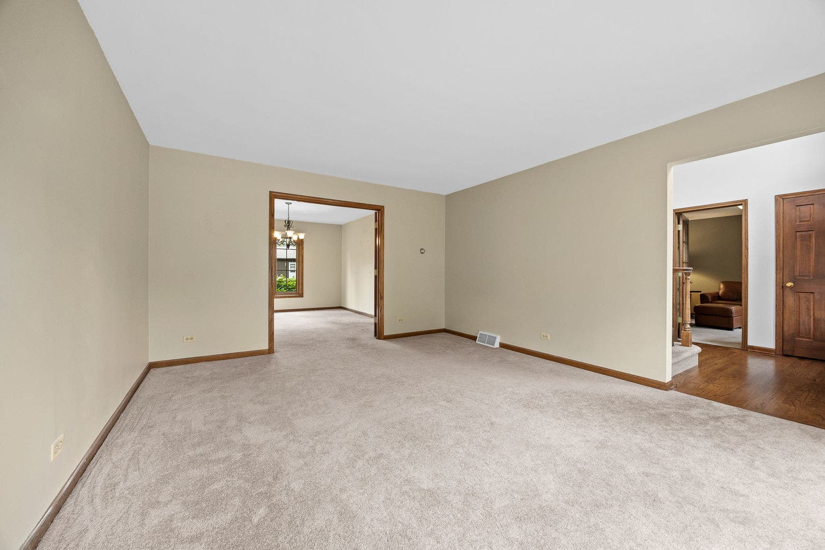 3925 Biltmore Road, Downers Grove, IL 60515 3925 Biltmore Road, Downers Grove, IL 60515