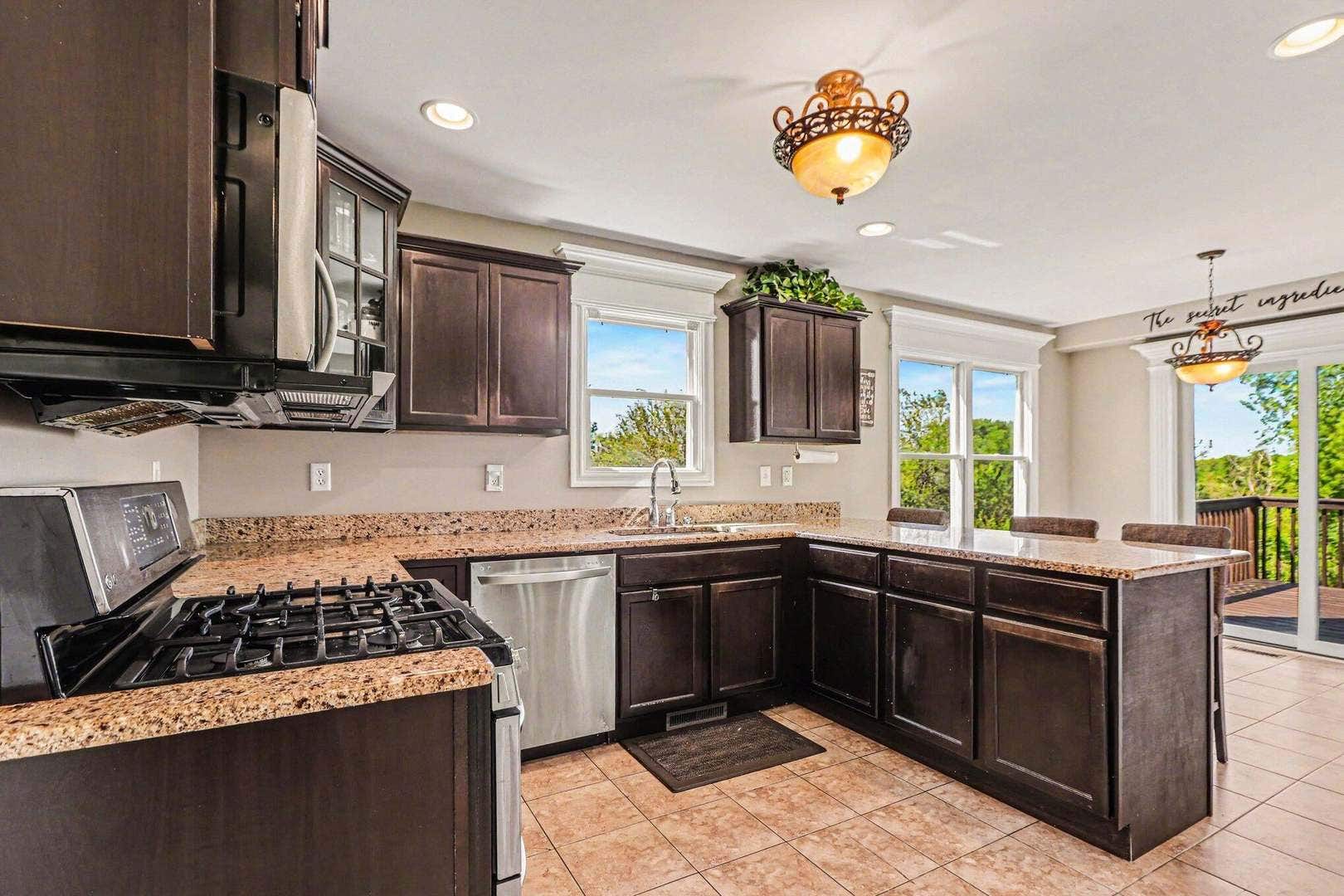 8940 Doubletree Drive N, Crown Point, IN 46307