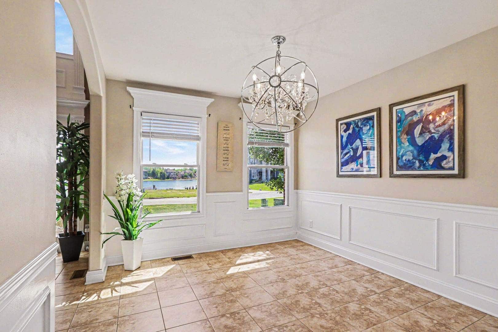8940 Doubletree Drive N, Crown Point, IN 46307
