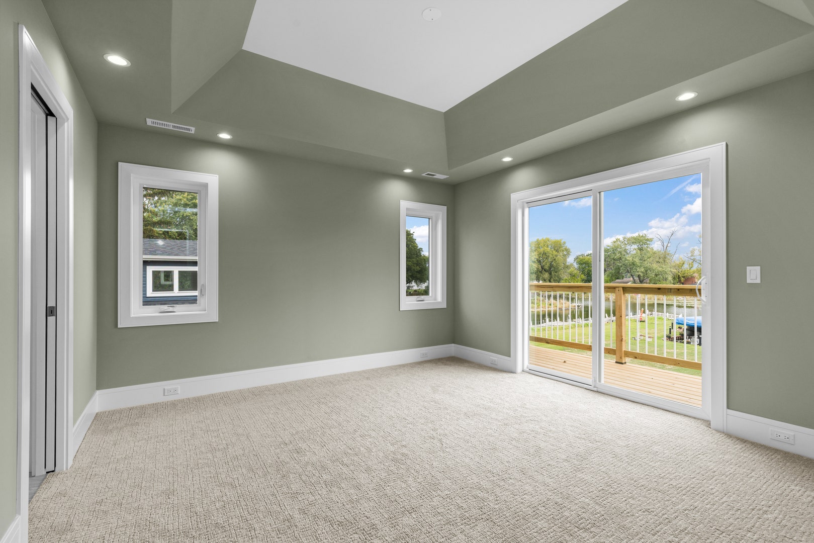 36825 N Lake Street, Ingleside, IL 60041 Primary Bedroom