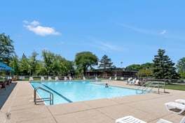 3915 Saratoga Avenue, #H117, Downers Grove, IL 60515 3915 Saratoga Avenue, #H117, Downers Grove, IL 60515